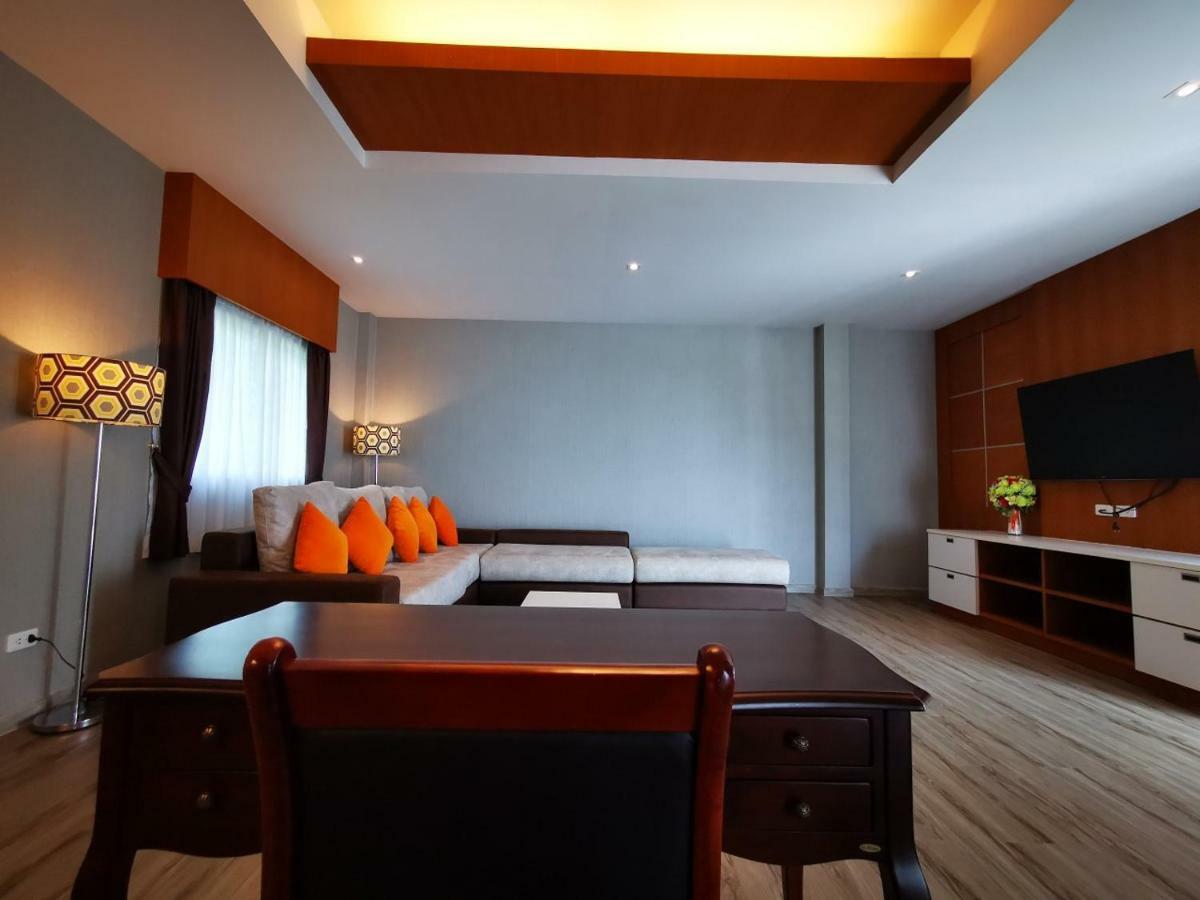 Kanita Pool Villa Karon Exterior photo